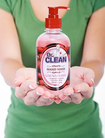 Chú ý chăm sóc đôi tay để tay khỏe đẹp và mang đến yêu
thương ngọt ngào cho những người thân yêu.