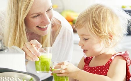 Trẻ thấp còi do dinh dưỡng không đúng cách - 1 Để trẻ
khỏe mạnh và cao lớn