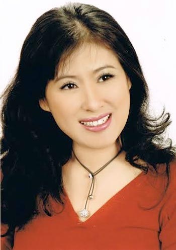 NSUT Thanh Thủy: Nghệ sỹ cũng sợ tuổi già - 2 Thanh Thủy vẫn rất đẹp khi ở tuổi ngoài 50