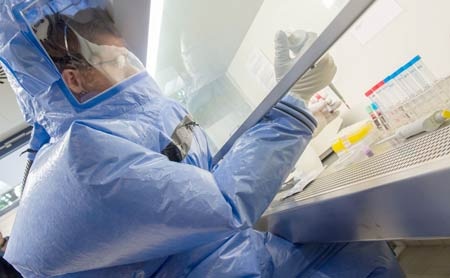 Nguy cơ phơi nhiễm Ebola trong phòng thí nghiệm của Mỹ - 1 Nguy cơ phơi nhiễm Ebola trong phòng thí nghiệm của Mỹ