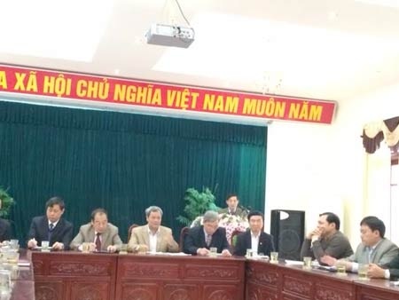 Vụ tiêm nhầm vắc xin cho thai phụ: Thai nhi có bị ảnh hưởng? - 1 Các chuyên gia đầu ngành tại cuộc họp tổ chức ở Bắc Ninh