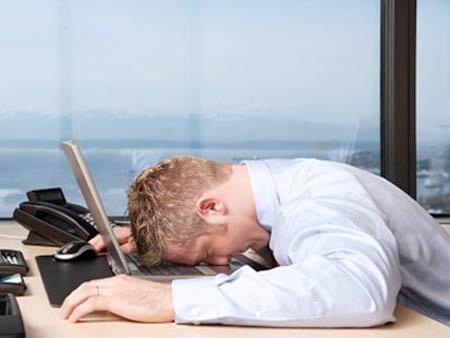Vì sao cần điều trị bệnh trĩ sớm? - 1 “Khổ như người mắc
bệnh trĩ”