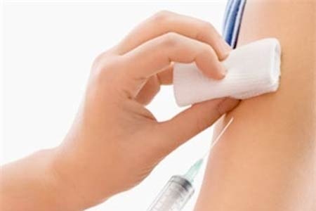 Hơn 500.000 phụ nữ được chẩn đoán mắc ung thư cổ tử cung mỗi năm - 2 UTCTC nguy hiểm nhưng
có thể phòng ngừa được