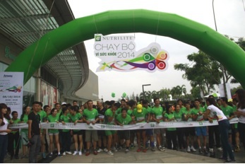 Cùng Nutrilite tham gia "Ngày chạy vì sức khoẻ 2015" - 2 Chương trình chạy bộ gây quỹ từ thiện
cùng Nutrilite năm 2014 thu hút 2000 người tham dự