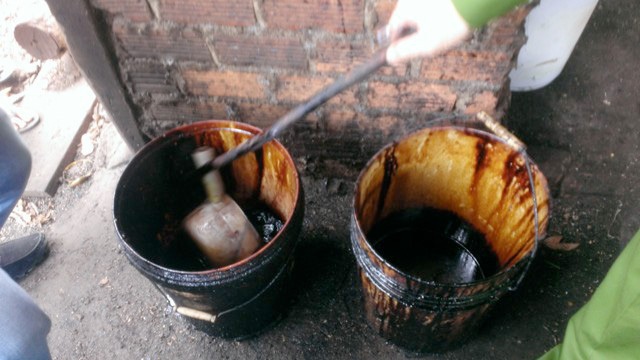 Bột bắp + hoá chất = Cà phê? - 2 Bột bắp + hoá chất = Cà phê?