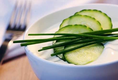 Sữa chua và dưa chuột