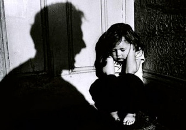 “Vết sẹo” tâm lý khi trẻ bị xâm hại tình dục - 1 “Vết sẹo” tâm lý khi trẻ bị xâm hại tình dục