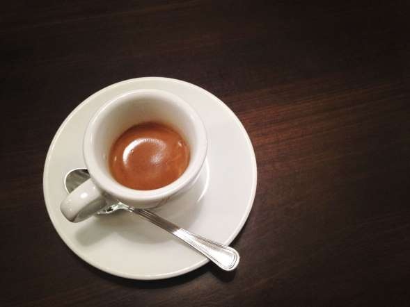 15 thực phẩm giúp giảm đau - 2 Cà phê