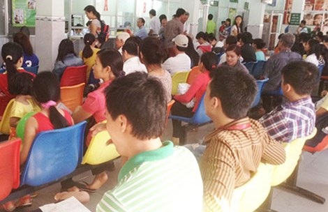 Vắc xin: Thừa miễn phí, thiếu dịch vụ - 1 Vắc xin: Thừa miễn phí, thiếu dịch vụ