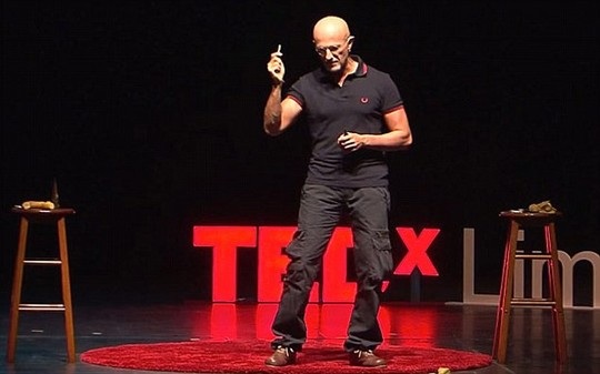 Sẽ ghép đầu người trong năm 2016? - 1 Bác sĩ người Ý Sergio Canavero