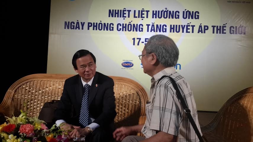 Người huyết áp cao cần đặc biệt lưu ý trong những ngày nóng - 1 Người huyết áp cao cần đặc biệt lưu ý trong những ngày nóng