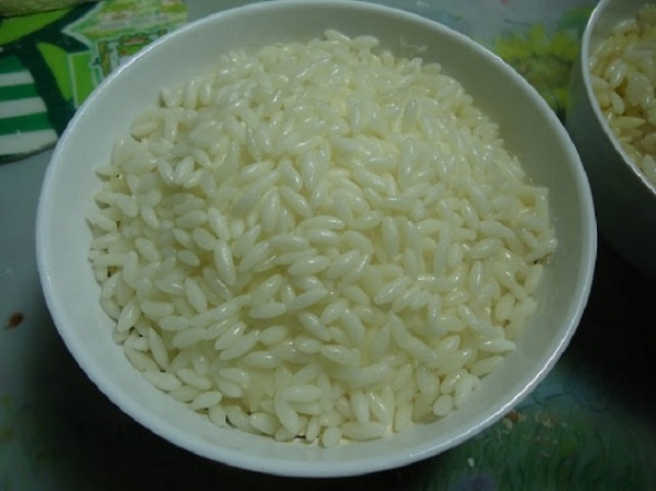 Gạo nhựa độc: Nỗi ám ảnh lan tràn chưa lời giải - 1 Gạo giả bằng nhựa ở Trung Quốc