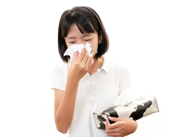 Thắc mắc thường gặp về điều trị bằng kháng sinh - 1 Vào mùa trẻ dễ nhiễm khuẩn hô hấp