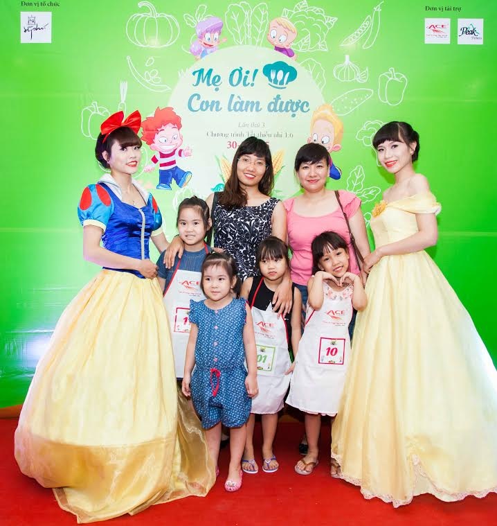 “Mẹ ơi! Con làm được” năm 2015 – Đấu trường cho Siêu Đầu Bếp nhí - 7 Hình ảnh trong
chương trình