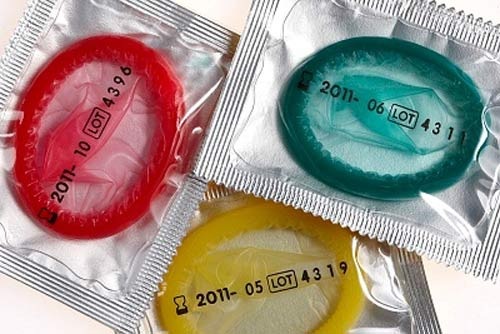 Bao cao su kém chất lượng đang lưu hành tại thị trường Việt Nam? - 1 Bao cao su kém chất lượng đang lưu hành tại thị trường Việt Nam?