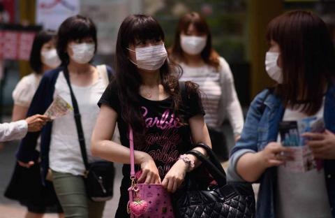 Hàn Quốc: Đã có người khỏe mạnh chết vì MERS - 1 Đã có trường hợp tử vong là người khỏe
mạnh