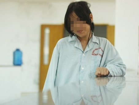Bệnh nhân đòi bú mẹ, trộm sữa vì nghĩ mình là em bé - 2 Nghĩ mình là em bé, cô gái trẻ liên tục đòi búmẹ.Ảnh
minh họa