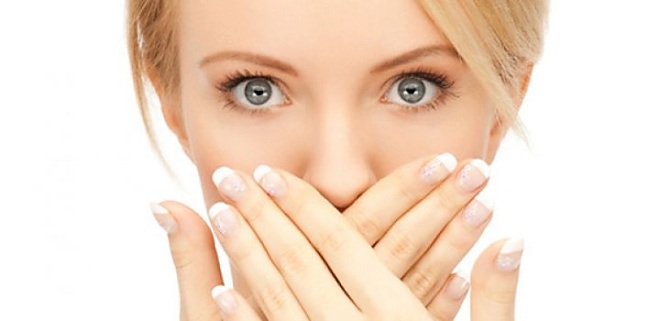 Xoá nỗi buồn hôi miệng - 1 Những nguyên nhân chủ yếu gây hơi thở hôi có thể đề cập tới
gồm: