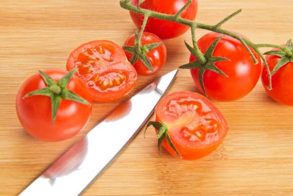 Những siêu thực phẩm cho người bị tiểu đường - 9 Cà chua