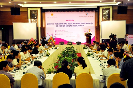 Quảng Ninh mời chuyên gia hiến kế phát triển “kinh tế xanh” - 2 Quảng Ninh trước áp lực phát triển kinh tế và bảo vệ môi trường