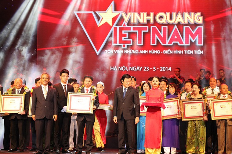 Vinh quanh Việt Nam 2014