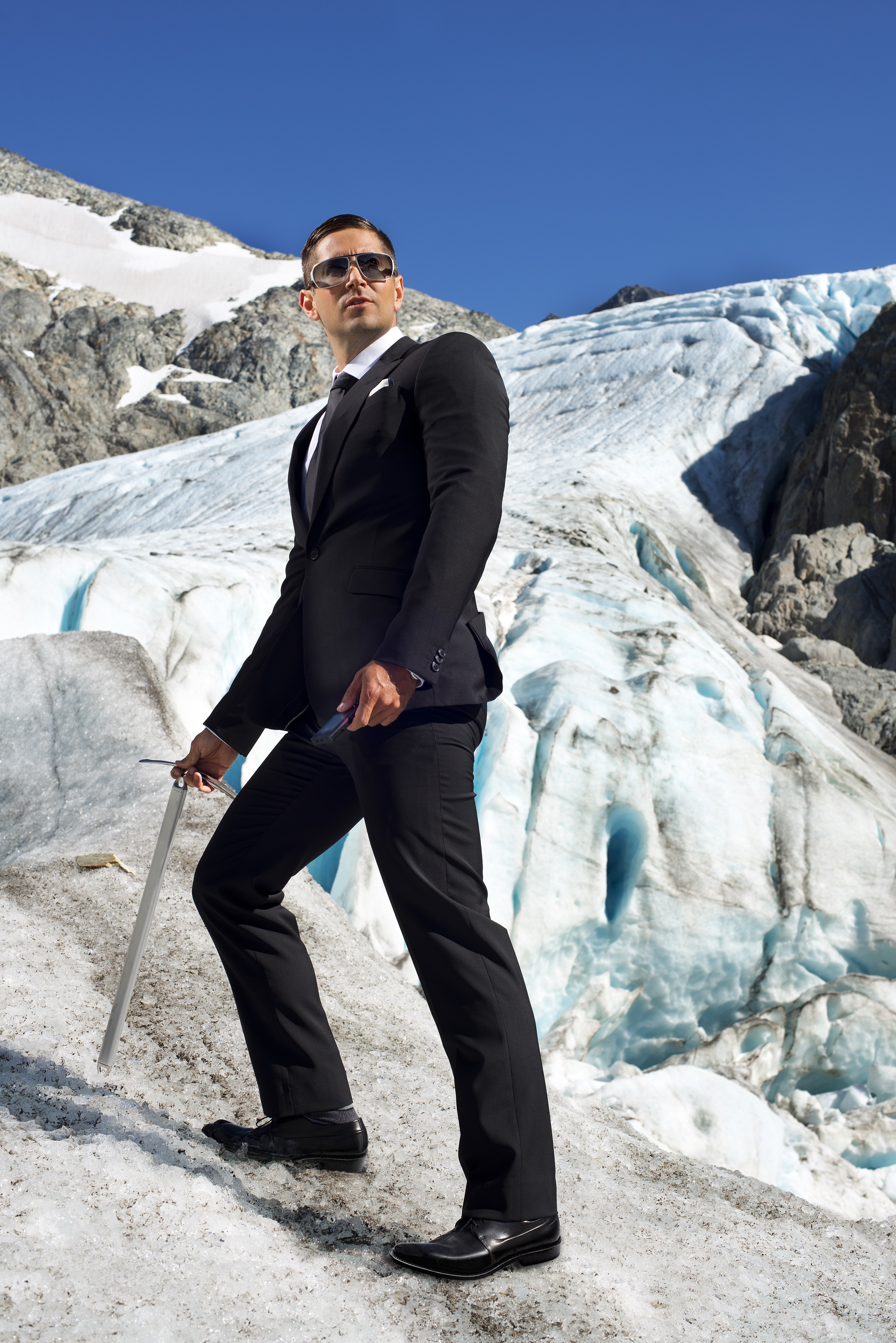 Mobiado là
hãng đầu tiên sử dụng sapphire vào chế tác điện thoại.