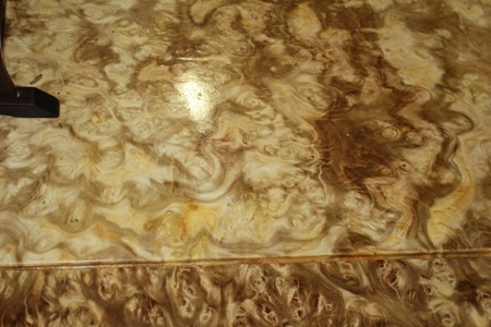 Vân gỗ tự nhiên đẹp như màu đá quý