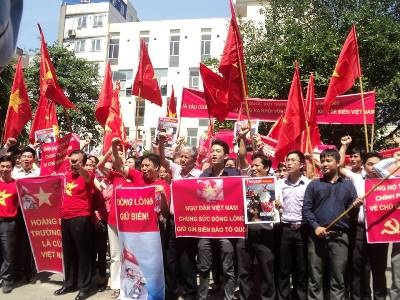 Hội Nghề cá kịch liệt phản đối Trung Quốc hạ đặt giàn khoan trái phép trên thềm lục địa Việt Nam