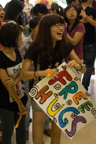 Ngày hội Ôm Quốc tế ở Việt Nam