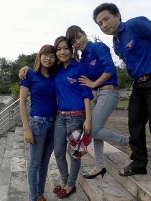 Cha già bất lực nhìn con gái chết mòn vì bệnh ung thư máu - 3 Thơm là thành viên tích cực trong phong trào hoạt động đoàn