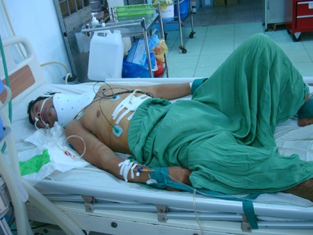 Anh A.T. hiện đã qua cơn nguy kịch