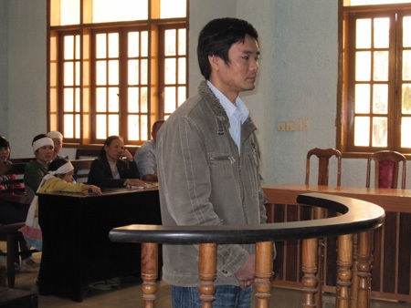 Mâu thuẫn trong mua gỗ, đâm chết anh nhà bác vợ - 1 Mâu thuẫn trong mua gỗ, đâm chết anh nhà bác vợ - 1