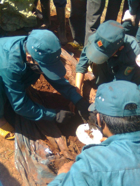 Đào hào, phát hiện nhiều hài cốt liệt sĩ - 1