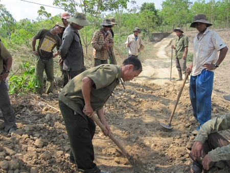 Câu chuyện về “Hải si-đa” làm... Trưởng thôn