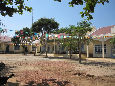 400 trẻ mầm non “khát” nước - 1