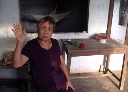 Chuyện bà già mù chữ mất nhà: Đến bao giờ mới được giải quyết?