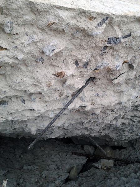 10 tháng, 3 đập thủy điện “tự dưng” vỡ! - 2 Bê tông cốt thép đây sao?