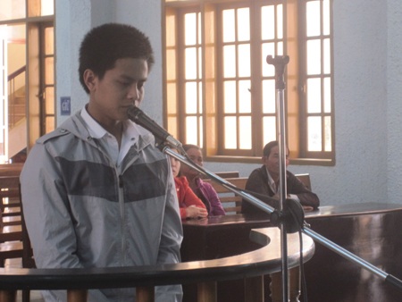 Hòa trước vành móng ngựa