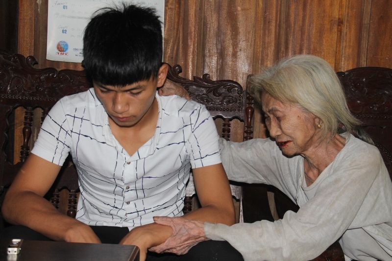 Vụ học sinh lớp 11 bị kết tội “Cướp tài sản”: “Xử như vậy sẽ tác hại rất lớn!” - Ảnh 2.