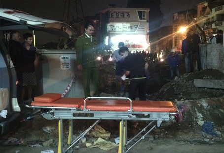 Hà Nội: Phát hiện xác người đàn ông dưới chân cầu Sét - 1 Hà Nội: Phát hiện xác người đàn ông dưới chân cầu Sét