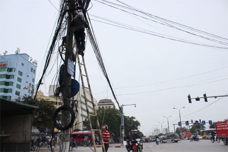 Hà Nội đang tích cực dọn rác trời ở nhiều tuyến phố