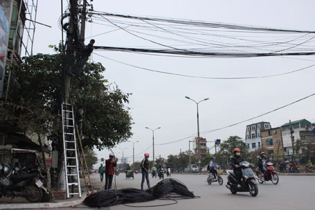 Hà Nội đang tích cực dọn rác trời ở nhiều tuyến phố