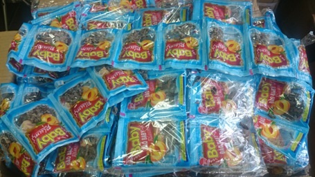 Hoa quả khô không rõ nguồn gốc