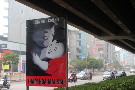 Ấn tượng những áp phích “không hút thuốc lá” vừa xuất hiện ở Hà Nội - 4 Nguyễn
Dương
