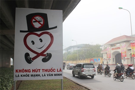 Ấn tượng những áp phích “không hút thuốc lá” vừa xuất hiện ở Hà Nội - 9 Nguyễn
Dương