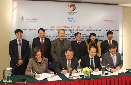 Các bên ký kết thỏa thuận hợp tác...