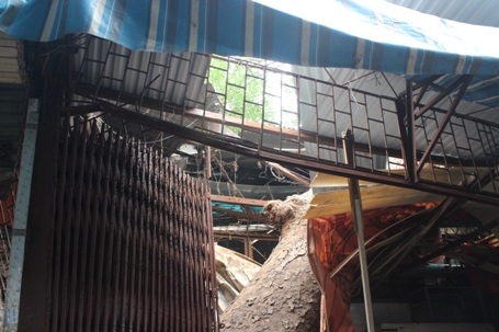 Ki ốt này đã bị hư hỏng nặng