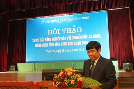 Muốn phát triển nông nghiệp phải để doanh nghiệp “nhảy vào” - 2 Ông Phùng Quang Hùng khẳng định: Doanh nghiệp vào làm nông nghiệp mới thành công được...