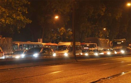 Hà Nội: Xe khách bỏ trốn sau khi cán chết người - 2 Đoạn đường xảy ra tai nạn bị ùn tắc kéo dài