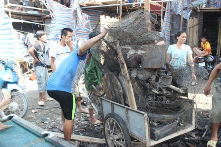 Nguyên nhân vụ cháy đang được làm rõ.